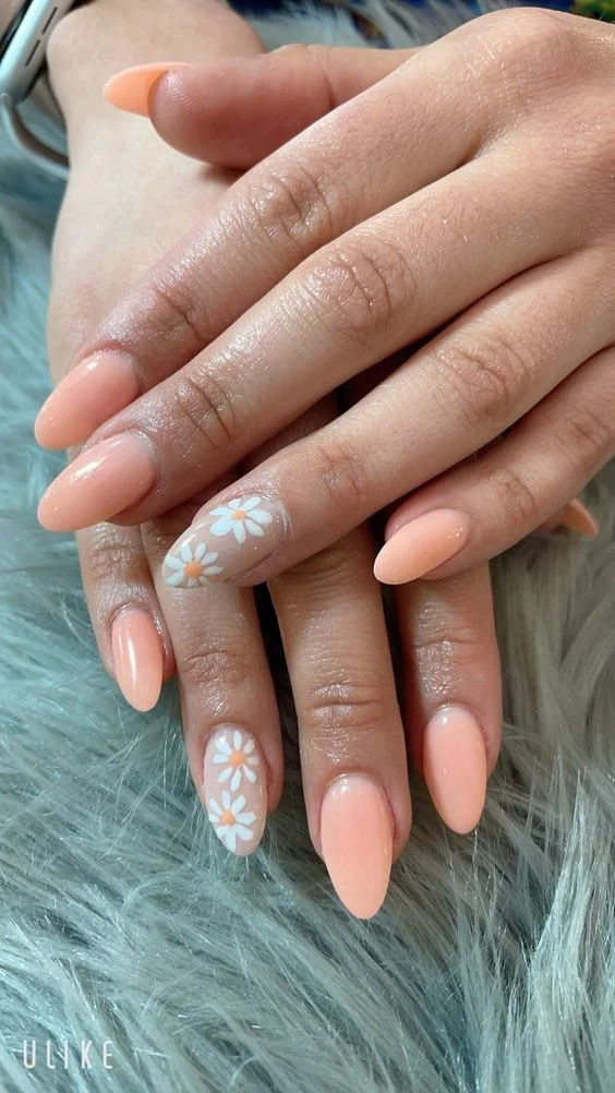 Vibrant summer nails designs featuring happy colors for busy moms.