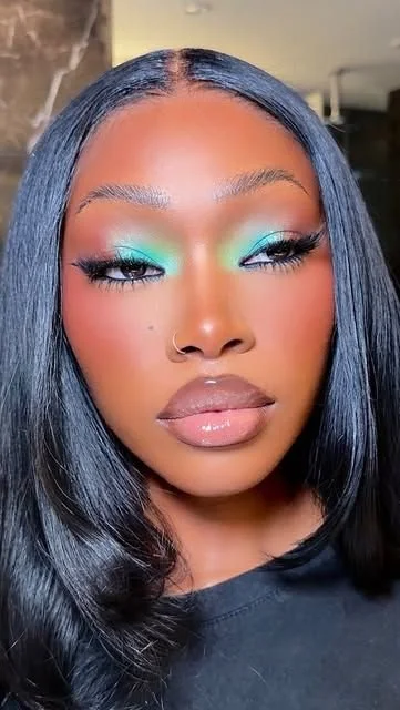 Creative pink and green makeup looks for natural eye makeup and prom styles