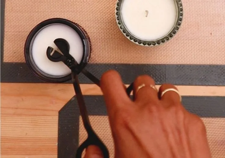 Beginner candle maker tips illustrated with safe and effective techniques for moms