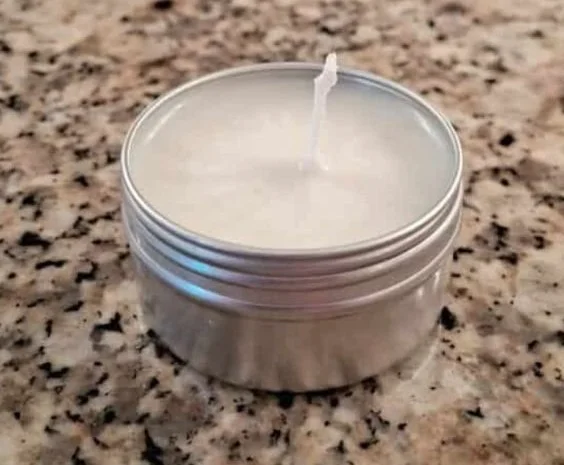 Beginner's guide to DIY candle making with homemade scents and coffee candle tutorial