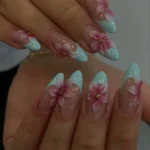 Beautiful jel tırnaklar showcasing creative nail designs and ideas.