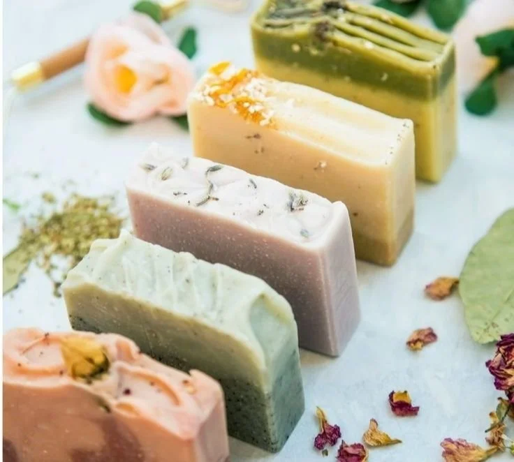 Homemade soap for beginners using melt and pour method with essential oils