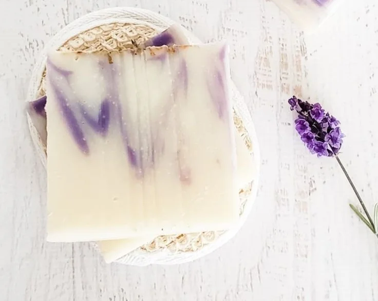 Step-by-step guide on how to make soap for beginners from scratch