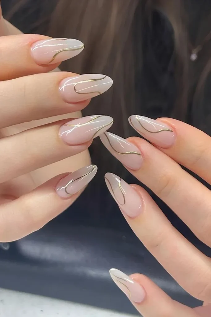 Stylish almond nail designs for July summer trends.