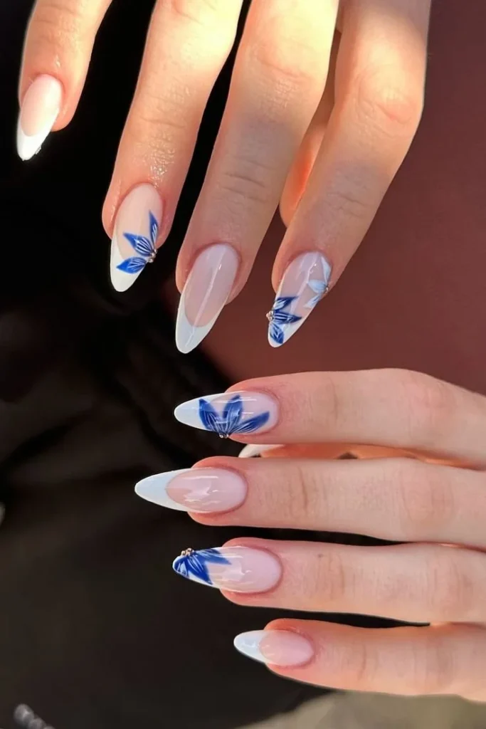 Stunning royal blue nails designs for busy moms