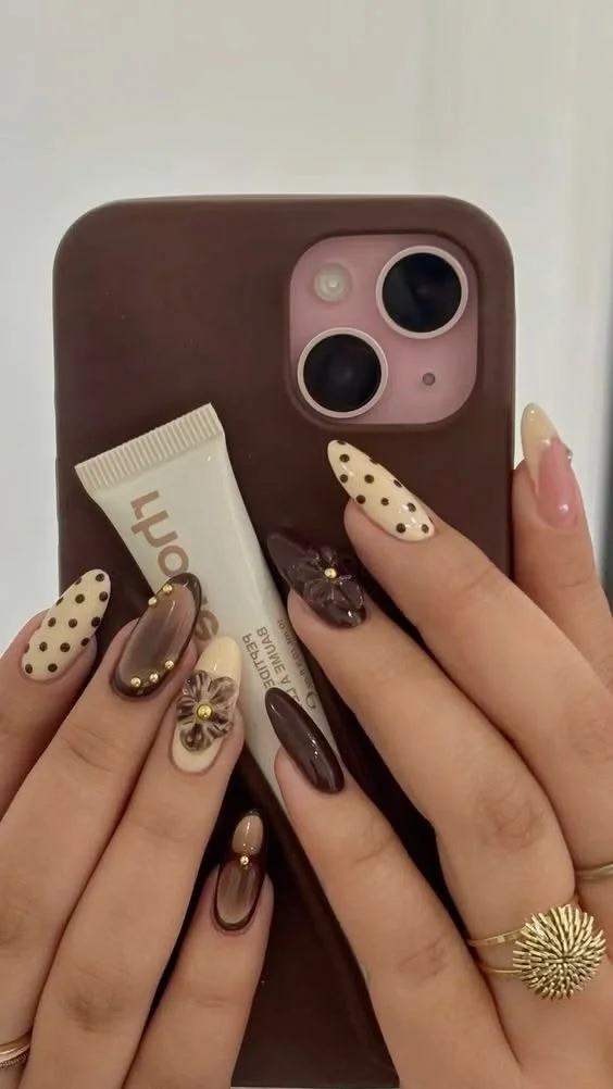 20 best neutral nail ideas for an aesthetic look