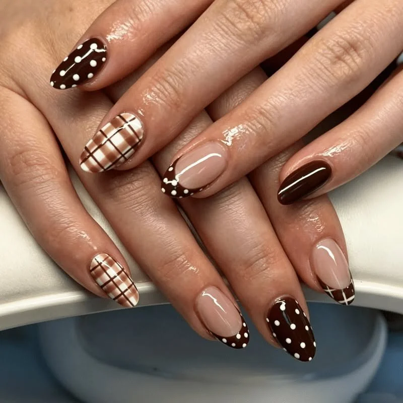 60pcs brown plaid polka dot oval press on nails for autumn style