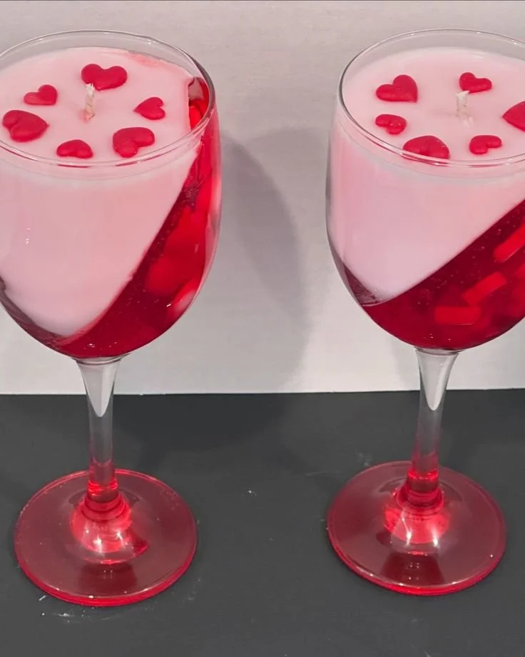 DIY candle arrangements with flowers in glass containers for beginners