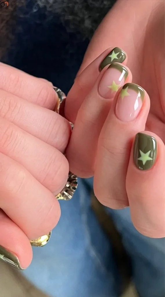 Bright and colorful short nail designs for spring season.