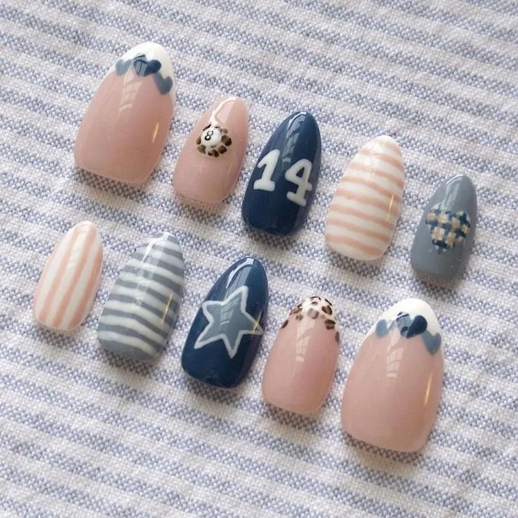 Navy nail art design tutorial for beginners with easy DIY steps.