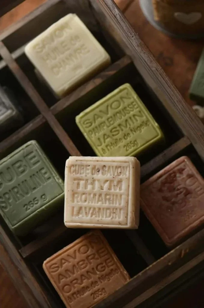 DIY Thyme Rosemary Lavender French soap cube tutorial